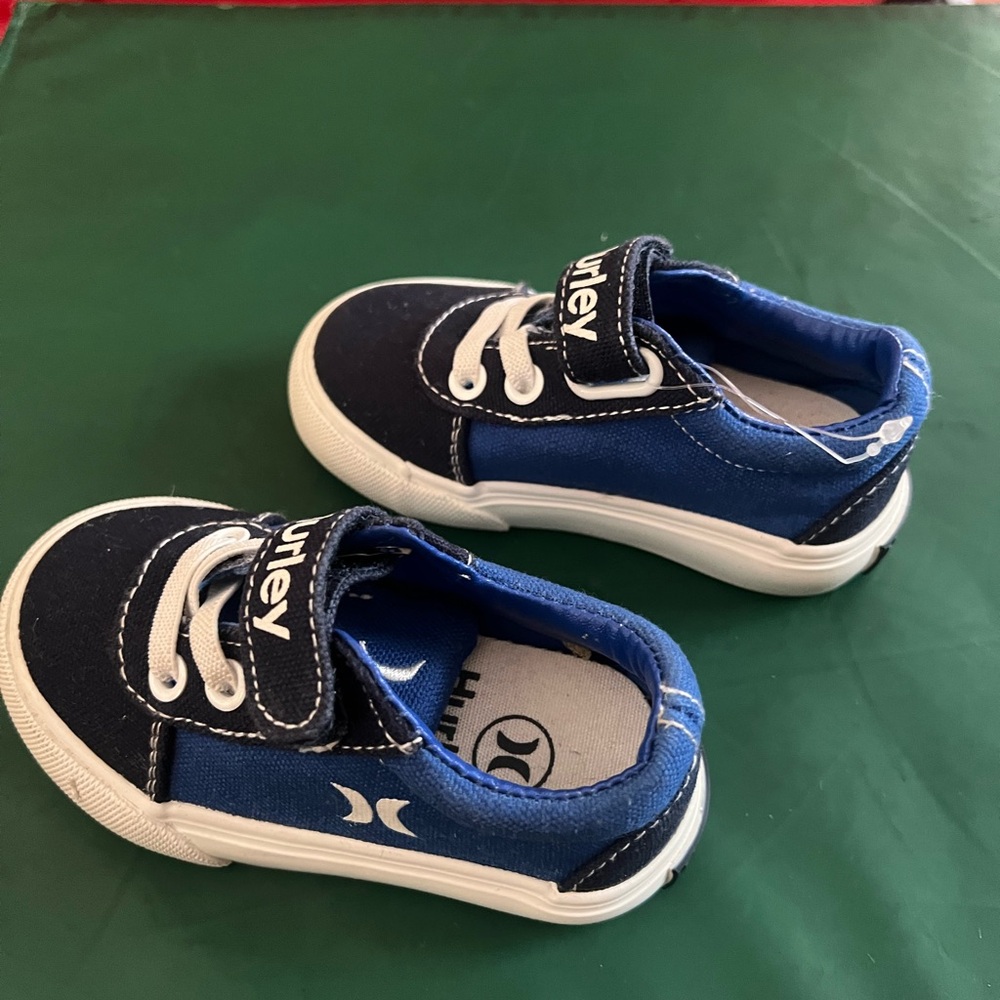 Hurley Blue and White Sneakers Casual Canvas Design
